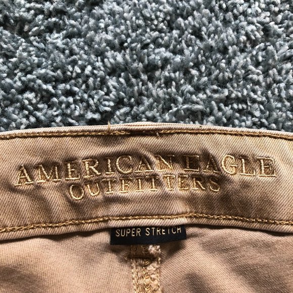 American Eagle tan twill midi shorts - Picture 4 of 4